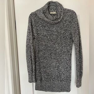 Abercrombie turtle neck sweater